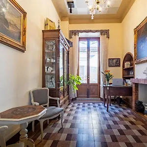 https://dimora-altemura.it-tuscanyhotel.com